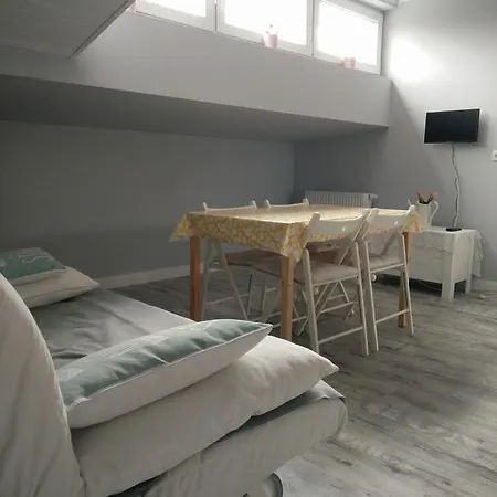 Apartament Na Poddaszu *